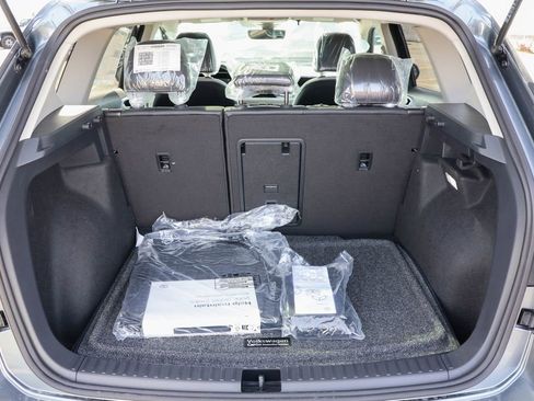 New 2025 Volkswagen Taos SE image 36