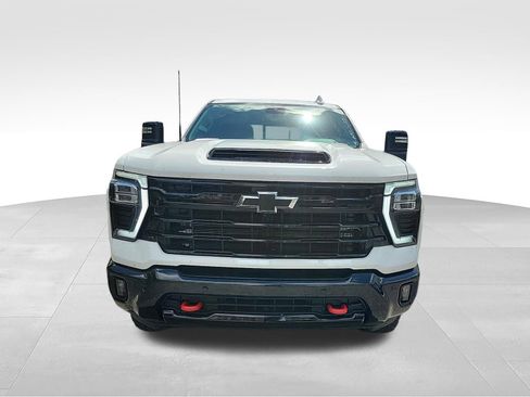 Used 2025 Chevrolet Silverado 3500 LTZ w/ Trail Boss Package AWD/4WD image 3