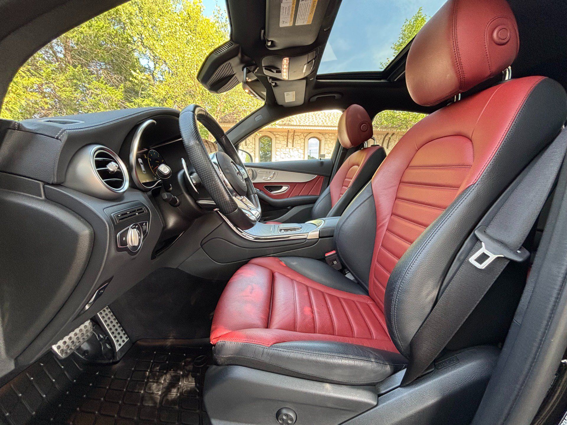 Used 2023 Mercedes-Benz GLC 43 AMG 4MATIC Coupe image 26