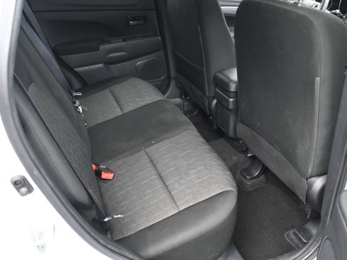 Used 2022 Mitsubishi Outlander Sport ES AWD/4WD image 10