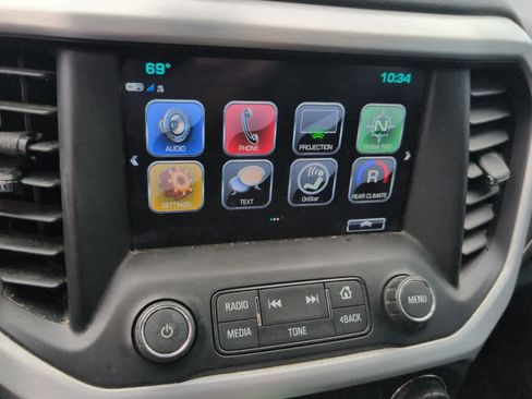 Used 2019 GMC Acadia SLT image 11