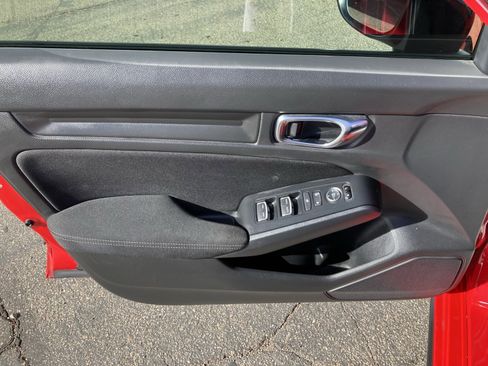 Used 2024 Honda Civic Sport image 11