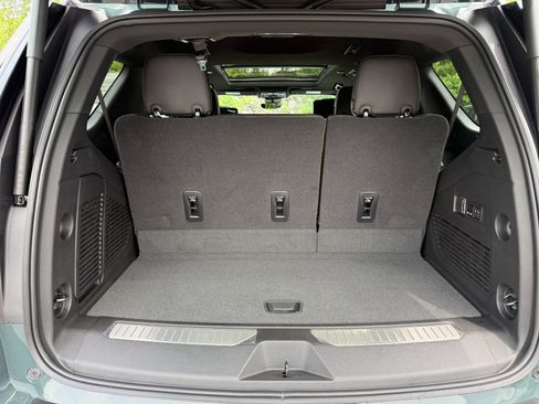 New 2026 GMC Yukon AT4 Ultimate w/ LPO, Floor Liner Package AWD/4WD image 21