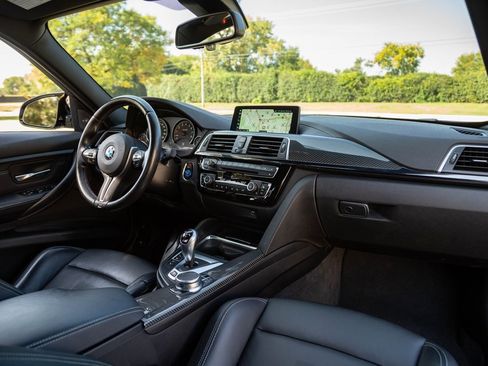 Used 2018 BMW M3 w/ Competition Package image 35