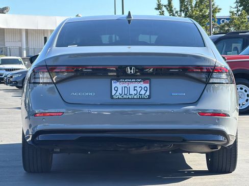 Used 2023 Honda Accord EX-L image 8