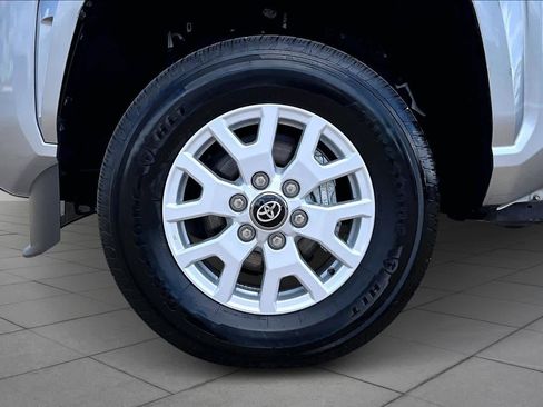 Certified 2025 Toyota Tacoma SR5 image 11