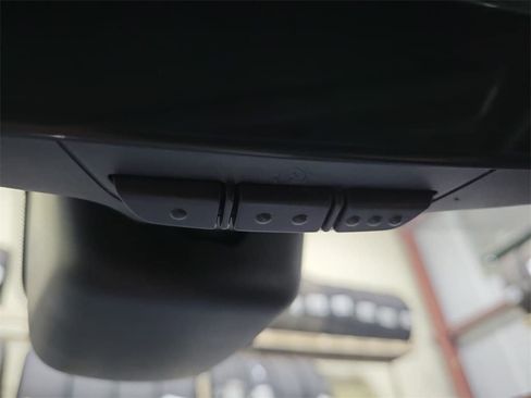 New 2025 Land Rover Discovery Sport Dynamic SE AWD/4WD image 35