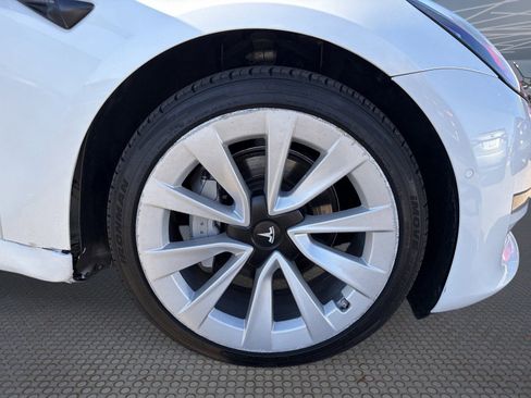 Used 2022 Tesla Model 3 Long Range AWD/4WD image 10