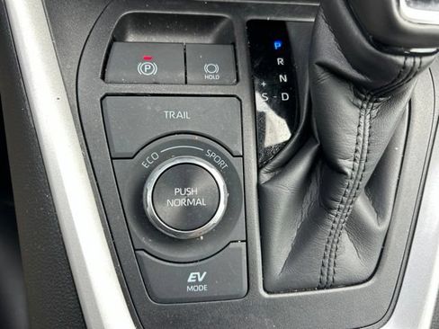 Used 2024 Toyota RAV4 XLE Premium w/ Weather Package AWD/4WD image 21