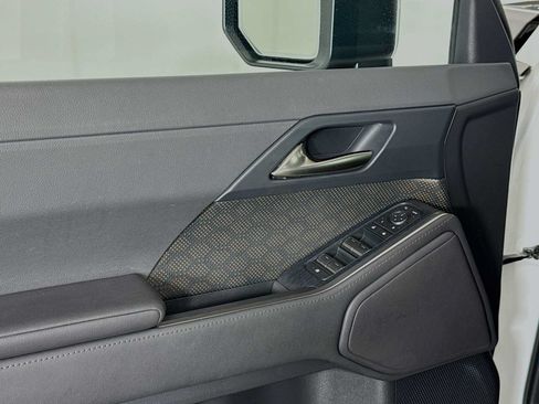 Used 2024 Lexus GX 550 w/ Accessory Package (2T) AWD/4WD image 20