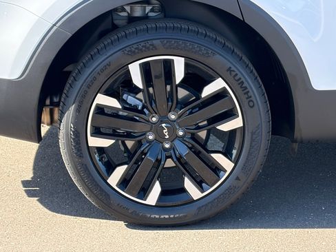 Used 2024 Kia Telluride SX Prestige image 10