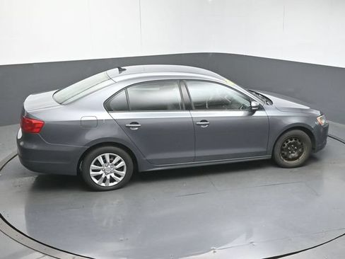 Used 2014 Volkswagen Jetta SE FWD image 47