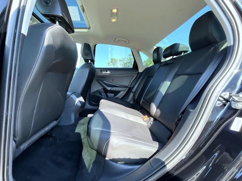 Used 2019 Volkswagen Jetta SE FWD image 22
