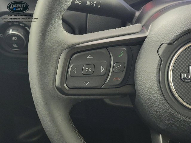 Used 2026 Jeep Gladiator Mojave AWD/4WD image 26