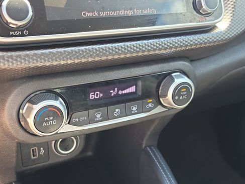 Used 2020 Nissan Kicks SV FWD image 24