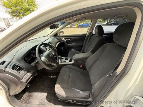 Used 2015 Nissan Altima 2.5 S w/ Power Driver Seat Package FWD image 13