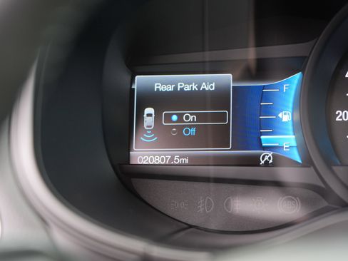 Used 2024 Ford Edge SEL w/ Convenience Package image 36