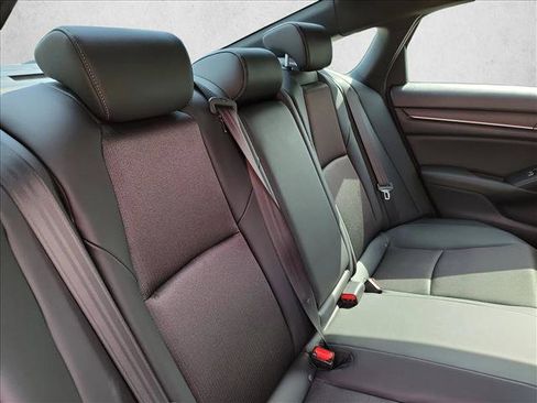 Used 2019 Honda Accord Sport image 16