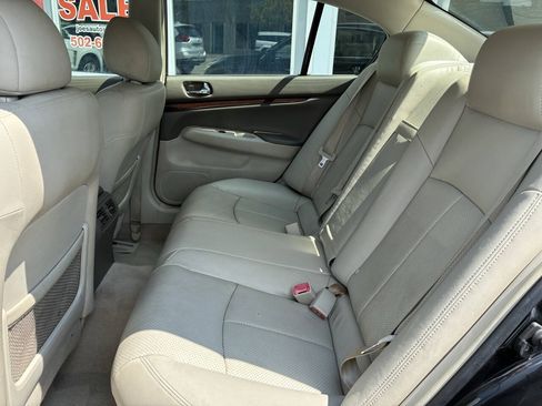 Used 2010 INFINITI G37 x Sedan w/ Premium Pkg AWD/4WD image 17