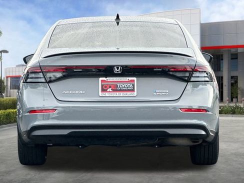 Used 2024 Honda Accord Sport image 5