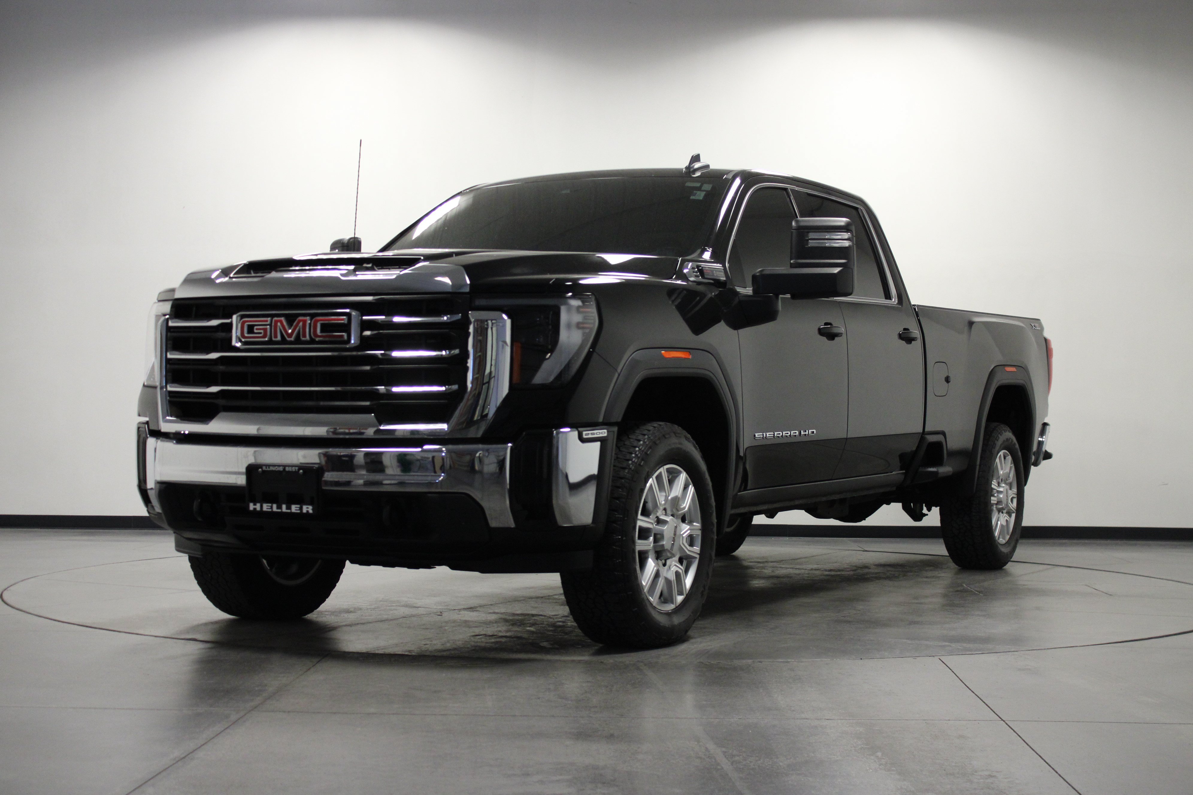 Used 2024 GMC Sierra 2500 SLE AWD/4WD image 8