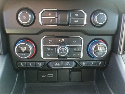 Used 2022 Chevrolet Tahoe High Country w/ Max Trailering Package AWD/4WD image 25