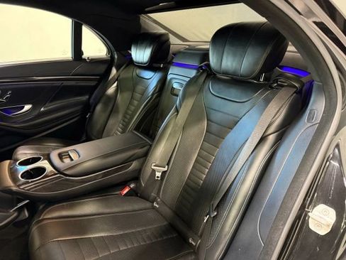 Used 2015 Mercedes-Benz S 550 4MATIC Sedan image 25