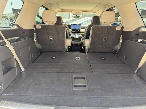 Used 2022 Lincoln Navigator Reserve AWD/4WD image 32