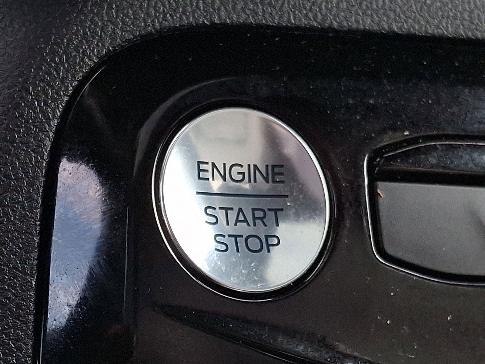 Certified 2024 Ford Escape ST-Line Elite w/ Premium Technology Package AWD/4WD image 26