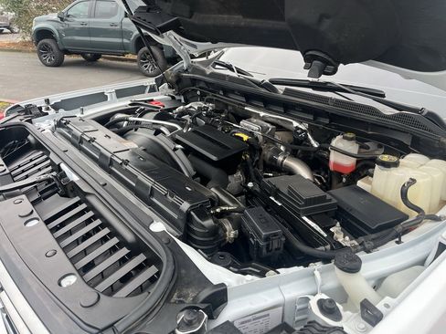 Used 2023 GMC Sierra 2500 AT4 w/ AT4 Premium Plus Package image 17