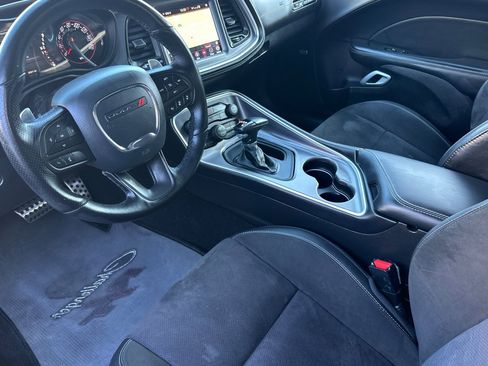 Used 2021 Dodge Challenger R/T w/ Plus Package image 7