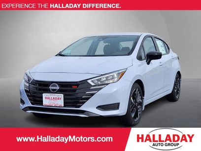 New 2025 Nissan Versa SR w/ Trunk Package