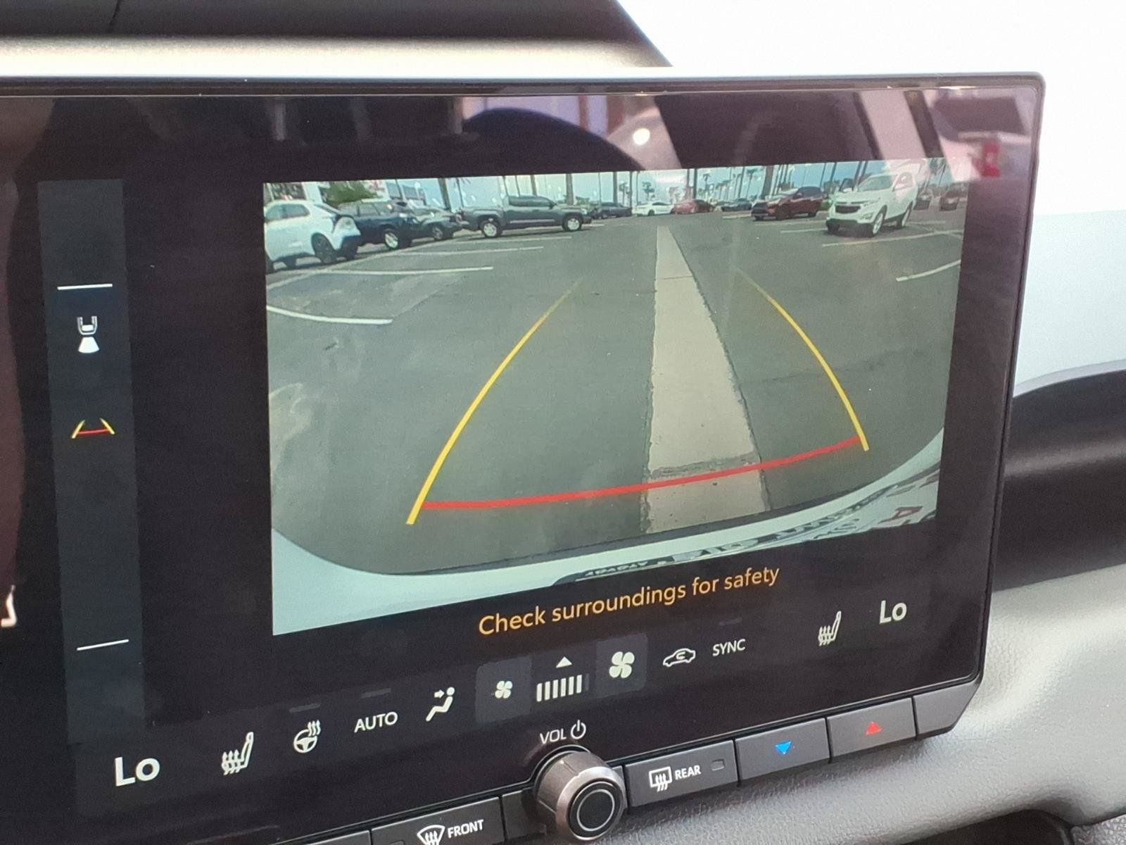 Used 2026 Toyota RAV4 SE w/ Convenience Package FWD image 17