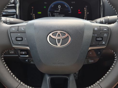 Certified 2026 Toyota Camry SE FWD image 31