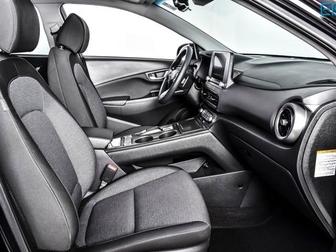 Used 2023 Hyundai Kona SE FWD image 25