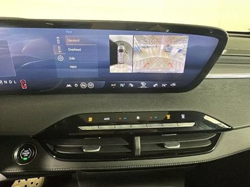 New 2026 Buick Enclave Sport Touring w/ Power Package FWD image 25