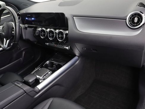 Used 2022 Mercedes-Benz GLA 250 4MATIC image 21