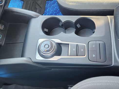 Used 2022 Ford Escape SE image 24