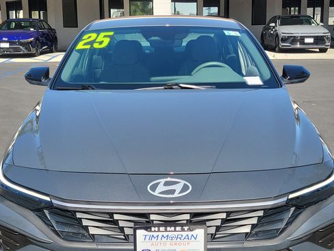 Certified 2025 Hyundai Elantra Sport FWD image 29