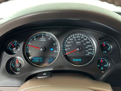 Used 2010 Chevrolet Tahoe LTZ image 50