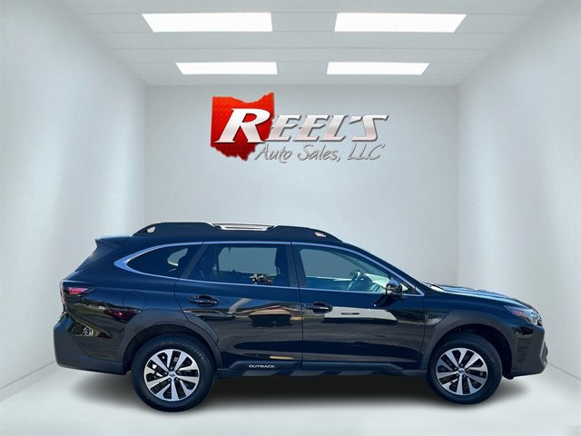 Used 2023 Subaru Outback Premium AWD/4WD image 6
