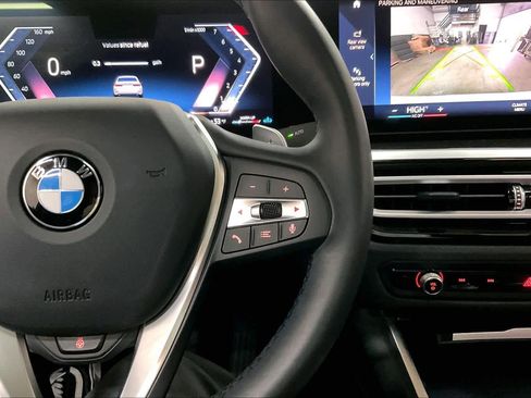 Used 2023 BMW 330i Sedan w/ Premium Package image 21