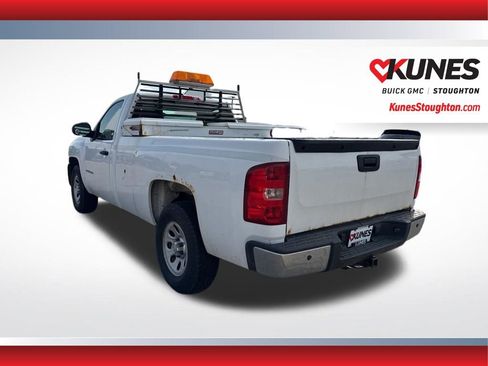 Used 2011 Chevrolet Silverado 1500 W/T RWD image 7
