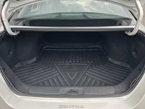 Certified 2023 Nissan Sentra SR w/ SR Premium Package FWD image 26