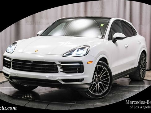 Used 2020 Porsche Cayenne S AWD/4WD image 1