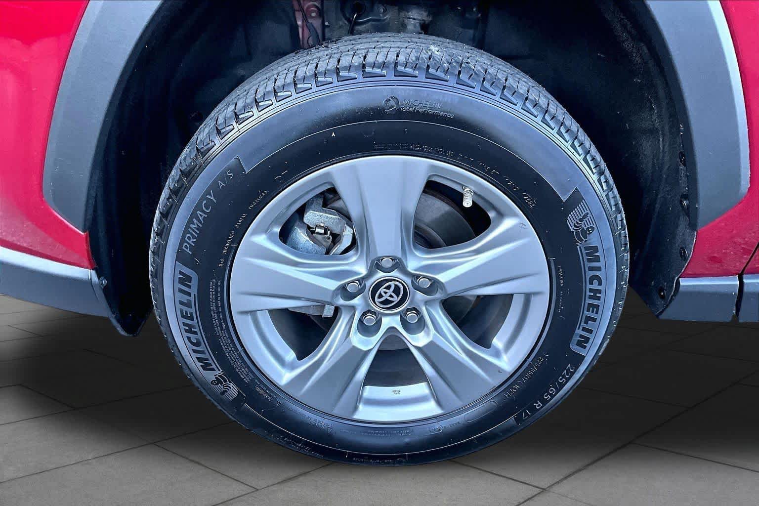 Certified 2024 Toyota RAV4 LE AWD/4WD image 11