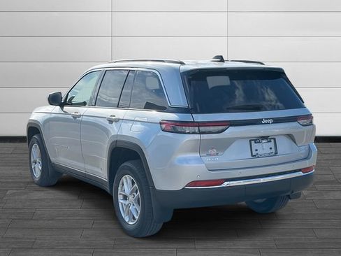 New 2025 Jeep Grand Cherokee Laredo X w/ Luxury Tech Group I image 5