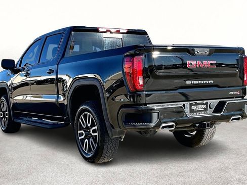 Used 2025 GMC Sierra 1500 AT4 w/ AT4 Premium Package AWD/4WD image 15