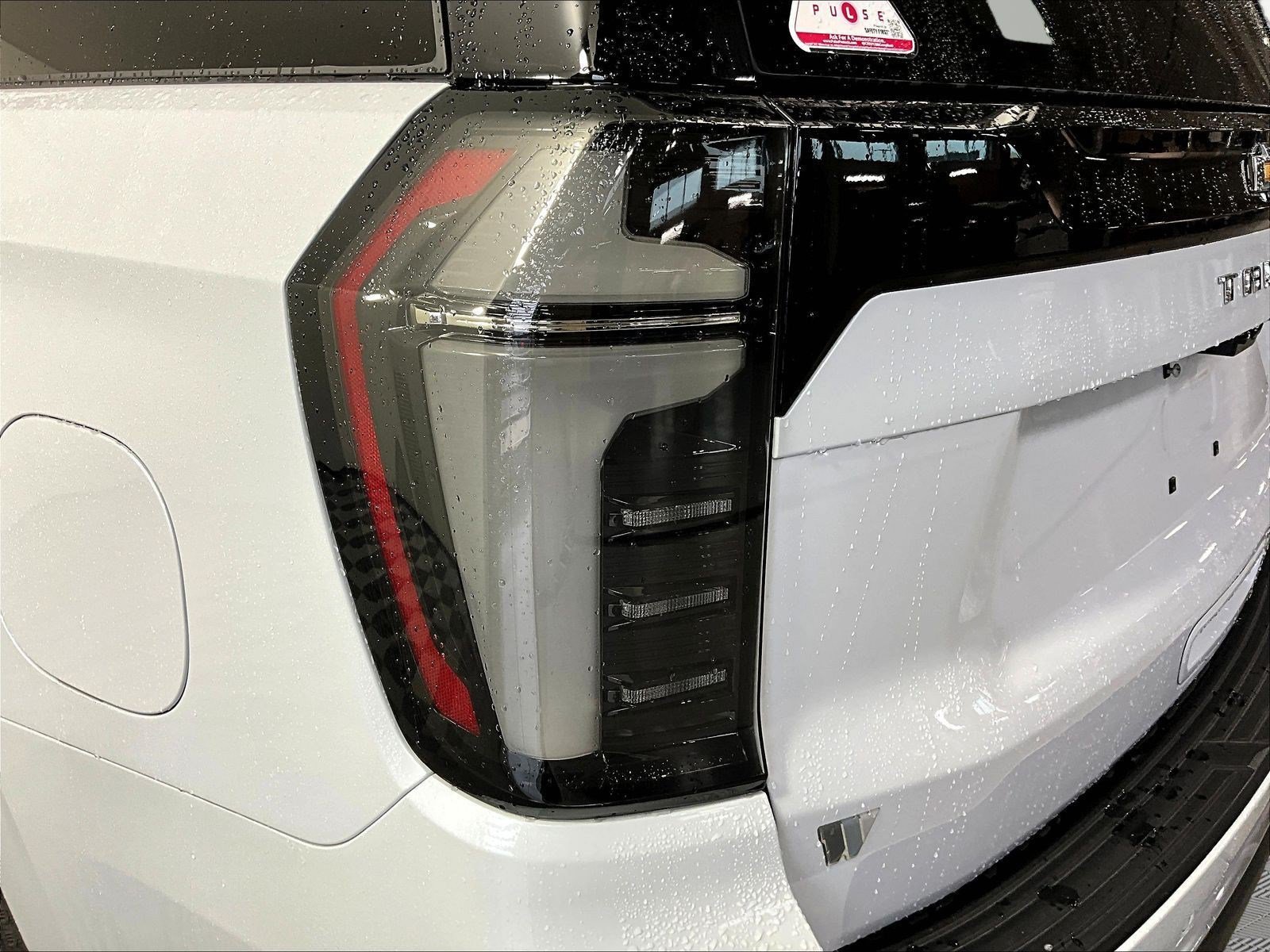 New 2026 Chevrolet Tahoe High Country AWD/4WD image 15