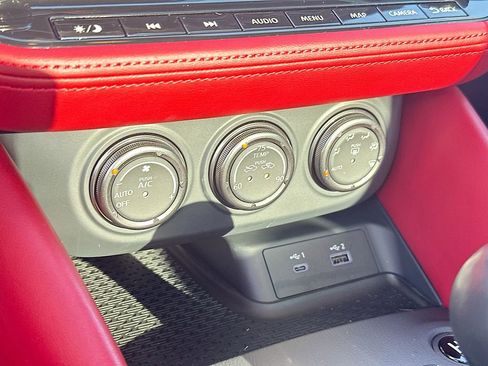 Used 2023 Nissan Z Performance w/ Floor Mat Package (L93) image 12